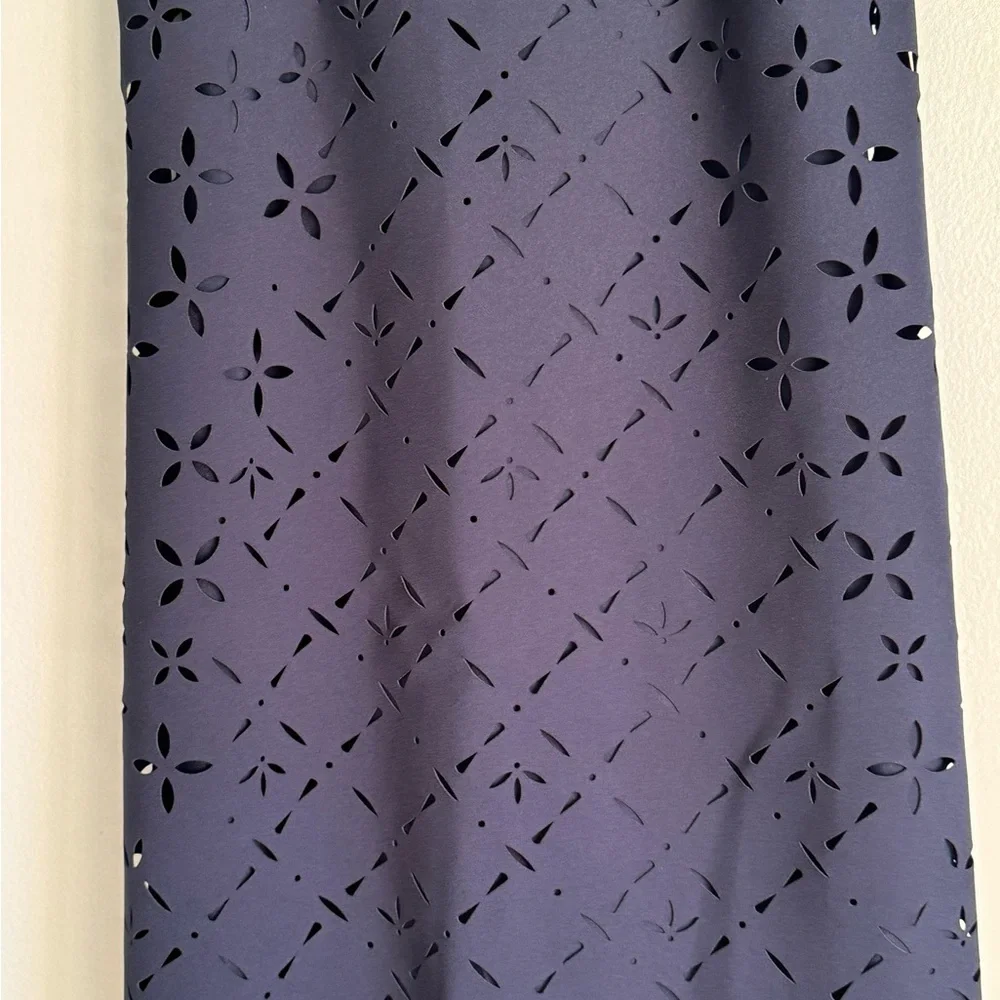 J. Crew Women’s Navy Floral Laser Cut Eyelet Dress Sz 0 Scalloped Quiet Luxury